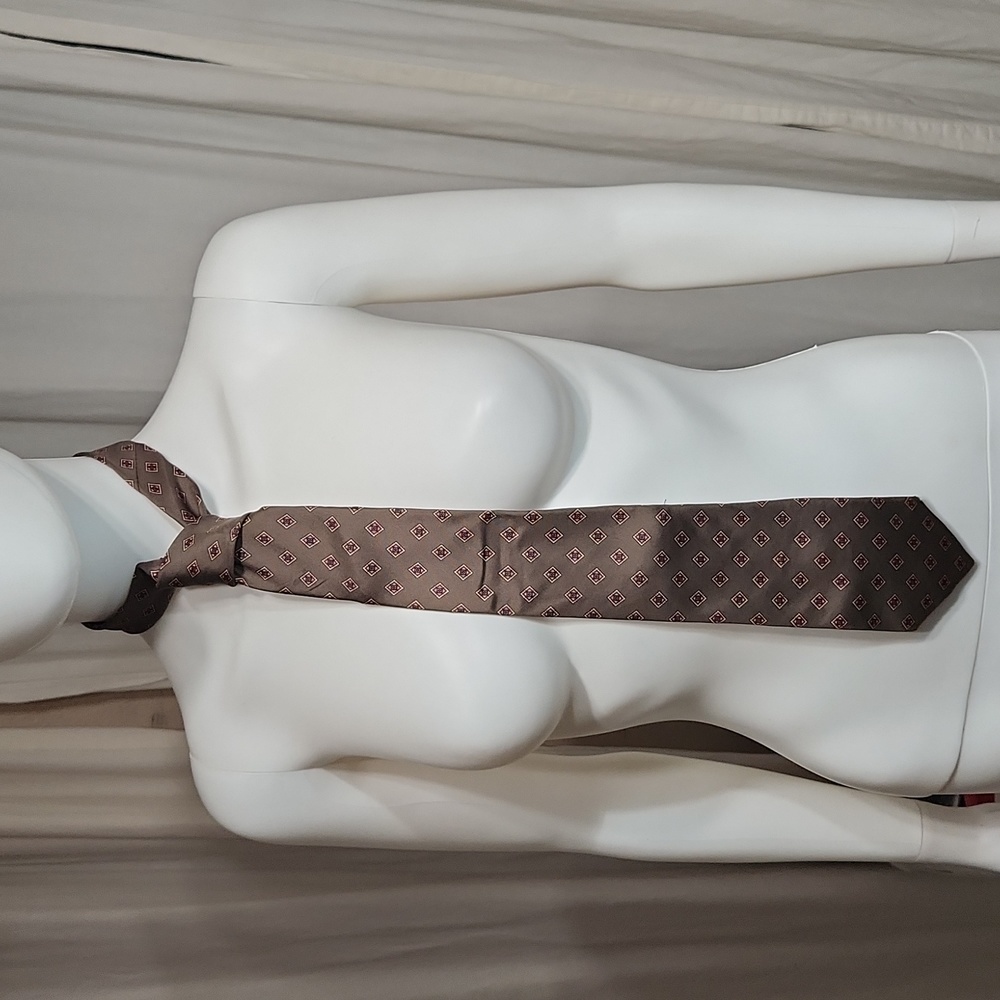 ☀️Vintage Boston Clipper Geometric Tie